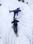 Pár fotek ze Základního kurzu SKIALPINISMU, Těžce na cvičišti - lehce na bojišti! Tentokrát nám Krakonoš přichystal náročné podmínky v podobě změklého a probředlého sněhu a krusty. Hluboce smekám před všemi účastníky a jejich lyžařskými schopno - fotografie 29