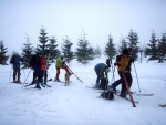 Březnový SKIALP KURZ V KRKONOŠÍCH, Těžce na cvičišti, lehce na bojišti. Krakonoš tentokrát připravil skutečnou hitparádu sněhových podmínek. Rozbředlý firn, krusta, led i těžký sníh. Výživné a velmi přínosné. Nezbývá než pochválit všec - fotografie 61