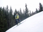 Březnový SKIALP KURZ V KRKONOŠÍCH, Těžce na cvičišti, lehce na bojišti. Krakonoš tentokrát připravil skutečnou hitparádu sněhových podmínek. Rozbředlý firn, krusta, led i těžký sníh. Výživné a velmi přínosné. Nezbývá než pochválit všec - fotografie 94