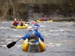 RAFTING A YUKONY NA JIZEŘE, V sobotu i v neděli příjemná voda... Děkujeme Krakonoši! - fotografie 156