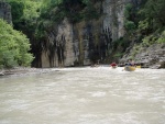 Panenské řeky Albánie Expedice 2009, Letošní upravený program, kde bylo hodně dní na vodě a méně přejezdů měl všech 5 P a 7* partu. - fotografie 209