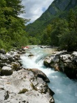 Kajaková škola SOČA, Bezvadné počasí, optimální voda, vynikající parta, takže nebýt toho vleku... nemělo to nejmenší vadu. Kluci díky za fotky! - fotografie 29