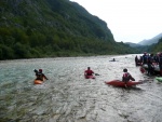 Kajaková škola SOČA, Bezvadné počasí, optimální voda, vynikající parta, takže nebýt toho vleku... nemělo to nejmenší vadu. Kluci díky za fotky! - fotografie 82