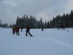 Fotky z posledního lednového skialp kurzu, Krakonoš konečně dostal rozum a seslal bohatou prašanovou nadílku. V sobotu doslova sněhový masakr a v neděli super podmínky pro lavinový blok... - fotografie 40