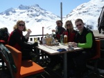 Silvretta 2010, Prom�nliv� po�as�, pra�anov� nad�lka, fajn parta a hlavn� spousta �lap�n� a sjezd�... - fotografie 92