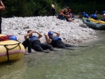 Rafting na Salze, Nádherné sobotní počasí pak noční slejvák... Takže nezbylo než zůstat na Salze, každopádně akce se mimořádně vydařila. - fotografie 38