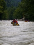 Rafting na Salze, N�dhern� sobotn� po�as� pak no�n� slejv�k... Tak�e nezbylo ne� z�stat na Salze, ka�dop�dn� akce se mimo��dn� vyda�ila. - fotografie 109