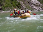 RAFTING NA SKV�L� SALZE, ڞasn� voda a je�t� lep�� po�as�... Nen� co dodat, to se mus� za��t!. - fotografie 346