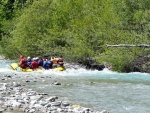 Jarní tání v Korutanech - rafting na Möllu, Gailu, a Lieseru, Jarní sluníčko nám dopřálo dostatek vody. Především hluboké údolí a peřeje Gailu všechny doslova uchvátily. - fotografie 189