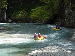 Jarní tání v Korutanech - rafting na Möllu, Gailu, a Lieseru, Jarní sluníčko nám dopřálo dostatek vody. Především hluboké údolí a peřeje Gailu všechny doslova uchvátily. - fotografie 264