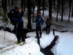Základní KURZ SKIALPINISMU, Počasí vypadalo strašli, ale nakonec se z toho vyvinula nádherná akcička s parádním počasím. Nedělní krusta, byla pěně hustá.. - fotografie 13