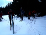 Základní KURZ SKIALPINISMU, Počasí vypadalo strašli, ale nakonec se z toho vyvinula nádherná akcička s parádním počasím. Nedělní krusta, byla pěně hustá.. - fotografie 37