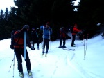 Základní KURZ SKIALPINISMU, Počasí vypadalo strašli, ale nakonec se z toho vyvinula nádherná akcička s parádním počasím. Nedělní krusta, byla pěně hustá.. - fotografie 39
