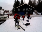 Základní KURZ SKIALPINISMU, Počasí vypadalo strašli, ale nakonec se z toho vyvinula nádherná akcička s parádním počasím. Nedělní krusta, byla pěně hustá.. - fotografie 44