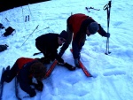 Základní KURZ SKIALPINISMU, Počasí vypadalo strašli, ale nakonec se z toho vyvinula nádherná akcička s parádním počasím. Nedělní krusta, byla pěně hustá.. - fotografie 71