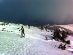 SKIALPINISTICKÝ VÍKEND V KORKONOŠÍCH, Výborná parta, náročný program a nakonec i výborné počasí. A sníh prověřil všechny lyžaře :-) - fotografie 30