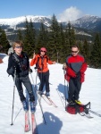 Základní kurz skialpinismu, Záverečný kurz této zimní sezony proběhl. Sněhu je již méně a tak i program tomu byl přizpůsoben. Na náladě to však určitě nebylo vidět a všichni jsme si tento jarní kurz parádně užili. Slunečná neděl - fotografie 14