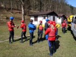 RAFTING NA JIZEŘE 10.4.2011, Sluncem zalité údolí řeky Jizery vynahradilo menší stav vody. Skvělá nálada a spousta zábavy na raftech, velmi příjemné přivítaní jara. - fotografie 23