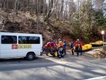 RAFTING NA JIZEŘE 10.4.2011, Sluncem zalité údolí řeky Jizery vynahradilo menší stav vody. Skvělá nálada a spousta zábavy na raftech, velmi příjemné přivítaní jara. - fotografie 30
