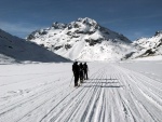 SILVRETTA - OPRAVDOVÝ SKIALPINISTICKÝ RÁJ - 2011, Čtyři dny ve sluncem zalitých horách. Pochvala všem účastníkům za pohodu a super výkony. Odpolední siesta byla vždy odměnou za ranní vstávání... - fotografie 9