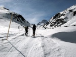 SILVRETTA - OPRAVDOVÝ SKIALPINISTICKÝ RÁJ - 2011, Čtyři dny ve sluncem zalitých horách. Pochvala všem účastníkům za pohodu a super výkony. Odpolední siesta byla vždy odměnou za ranní vstávání... - fotografie 20
