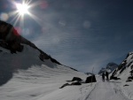 SILVRETTA - OPRAVDOVÝ SKIALPINISTICKÝ RÁJ - 2011, Čtyři dny ve sluncem zalitých horách. Pochvala všem účastníkům za pohodu a super výkony. Odpolední siesta byla vždy odměnou za ranní vstávání... - fotografie 23