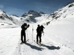 SILVRETTA - OPRAVDOVÝ SKIALPINISTICKÝ RÁJ - 2011, Čtyři dny ve sluncem zalitých horách. Pochvala všem účastníkům za pohodu a super výkony. Odpolední siesta byla vždy odměnou za ranní vstávání... - fotografie 33