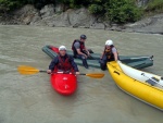 RAFTING EXPEDICE DO ALBÁNIE 2011, Daleká a exotická země nás opět přijala vlídně s překrásnou přírodou a dobrým počasím. Vodáckých zážitků bylo hojně, stejně jako gurmánských a cestovatelských. Příjemnou partu ještě vylepšila Danina k - fotografie 188