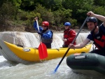 RAFTING EXPEDICE DO ALBÁNIE 2011, Daleká a exotická země nás opět přijala vlídně s překrásnou přírodou a dobrým počasím. Vodáckých zážitků bylo hojně, stejně jako gurmánských a cestovatelských. Příjemnou partu ještě vylepšila Danina k - fotografie 242
