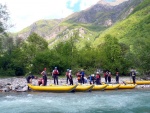 RAFTING EXPEDICE DO ALBÁNIE 2011, Daleká a exotická země nás opět přijala vlídně s překrásnou přírodou a dobrým počasím. Vodáckých zážitků bylo hojně, stejně jako gurmánských a cestovatelských. Příjemnou partu ještě vylepšila Danina k - fotografie 468