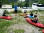 KAJAK KEMP SALZA 2010, Parádní posun v technice jízdy, skvělý počasí a rozmanitá voda. Všichni si to myslím užili dosytosti. - fotografie 9