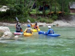 KAJAK KEMP SALZA 2010, Parádní posun v technice jízdy, skvělý počasí a rozmanitá voda. Všichni si to myslím užili dosytosti. - fotografie 93
