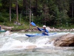 KAJAK KEMP SALZA 2010, Par�dn� posun v technice j�zdy, skv�l� po�as� a rozmanit� voda. V�ichni si to mysl�m u�ili dosytosti. - fotografie 134