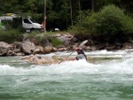 KAJAK KEMP SALZA 2010, Par�dn� posun v technice j�zdy, skv�l� po�as� a rozmanit� voda. V�ichni si to mysl�m u�ili dosytosti. - fotografie 143