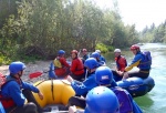 RAFTING V JULSKÝCH ALPÁCH KVĚTEN 2011, Tenhle výběr řek se opravdu povedl. Když na něj vyrazíte je potřeba mít trochu štěstí na vodu. Moc dobrá parta - to se dá jet cokoliv za jakýkoliv vody. - fotografie 6
