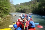 RAFTING V JULSKÝCH ALPÁCH KVĚTEN 2011, Tenhle výběr řek se opravdu povedl. Když na něj vyrazíte je potřeba mít trochu štěstí na vodu. Moc dobrá parta - to se dá jet cokoliv za jakýkoliv vody. - fotografie 10