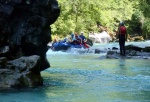 RAFTING V JULSKÝCH ALPÁCH KVĚTEN 2011, Tenhle výběr řek se opravdu povedl. Když na něj vyrazíte je potřeba mít trochu štěstí na vodu. Moc dobrá parta - to se dá jet cokoliv za jakýkoliv vody. - fotografie 27