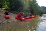 KAJAK KEMP SALZA 2011, Parádní parta, rostoucí voda a taky výkony účastníků. Myslím že to byl skvělej kemp. Všechny zdraví Venca a Sandál - fotografie 1