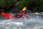 KAJAK KEMP SALZA 2011, Parádní parta, rostoucí voda a taky výkony účastníků. Myslím že to byl skvělej kemp. Všechny zdraví Venca a Sandál - fotografie 19