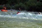 KAJAK KEMP SALZA 2011, Parádní parta, rostoucí voda a taky výkony účastníků. Myslím že to byl skvělej kemp. Všechny zdraví Venca a Sandál - fotografie 52