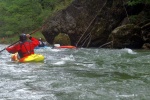 KAJAK KEMP SALZA 2011, Parádní parta, rostoucí voda a taky výkony účastníků. Myslím že to byl skvělej kemp. Všechny zdraví Venca a Sandál - fotografie 119