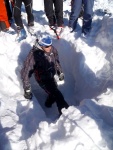 ZÁKLADNÍ KURZ SKIALPINISMU 10.-12.2.2012, Nádherné počasí, přes den teplo a slunce, v noci mrazivo, prašánek a parta zapálených mladých a krásných lidí. No co by mohlo být lepší... Skol! A ať žijí gastro zážitky a skialpinismus! - fotografie 101