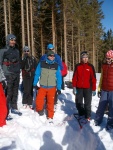 ZÁKLADNÍ KURZ SKIALPINISMU 10.-12.2.2012, Nádherné počasí, přes den teplo a slunce, v noci mrazivo, prašánek a parta zapálených mladých a krásných lidí. No co by mohlo být lepší... Skol! A ať žijí gastro zážitky a skialpinismus! - fotografie 103