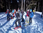 ZÁKLADNÍ KURZ SKIALPINISMU 10.-12.2.2012, Nádherné počasí, přes den teplo a slunce, v noci mrazivo, prašánek a parta zapálených mladých a krásných lidí. No co by mohlo být lepší... Skol! A ať žijí gastro zážitky a skialpinismus! - fotografie 115