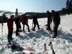 Základní kurz skialpinismu 16.-18.3.2012, Parádní jarní počásko, tvrdý firn a čistě chlapská parta. K tomu vyvrcholení na Sněžce a bezva náladička. Prostě se to vydařilo. - fotografie 71