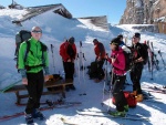 DACHSTEIN VRCHOL NA SKIALPECH 2012, Mooc dobrá parta si to s Hanzem úžívala za skvělého počasí a báječné nálady. Kdou kounkne na fotky pochopí, že není moc co dodat. - fotografie 5
