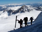 DACHSTEIN VRCHOL NA SKIALPECH 2012, Mooc dobrá parta si to s Hanzem úžívala za skvělého počasí a báječné nálady. Kdou kounkne na fotky pochopí, že není moc co dodat. - fotografie 46
