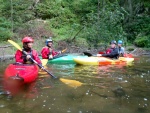KAJAKOVÁ ŠKOLA HORNÍ JIZERA, Perfektní a pohodový tým padlerů :-) Škoda že nevyšla předpověd ohledně deště a tak jsme jen hoblovali Kamenici a Jizeru a pilovali techniku. Nezbývá mi než všechny účastníky pochválit. Mára - fotografie 9