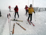 Skialpinistický přechod Krkonoš, Těsně po Novém roce jsme se vydali na přechod Krkonoš z Dolních Míseček až do Janských Lázní. Počasí úkázalo svoji drsnější tvář, přesto v týmu vládla naprostá pohoda. Večer ve finské kádi také neměl - fotografie 31
