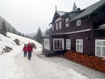Skialpinistický přechod Krkonoš, Těsně po Novém roce jsme se vydali na přechod Krkonoš z Dolních Míseček až do Janských Lázní. Počasí úkázalo svoji drsnější tvář, přesto v týmu vládla naprostá pohoda. Večer ve finské kádi také neměl - fotografie 35
